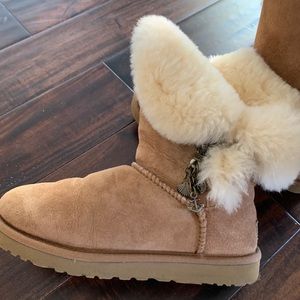 super cute and comfy Ugg boots
